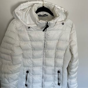 NAUTICA Women’s Warm Winter Puffer style Coat, White. Size Large